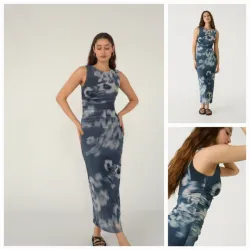 Vestido azul con tul