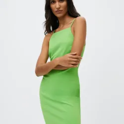 Vestido entallado canalé