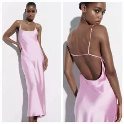 Vestido satindo rosado