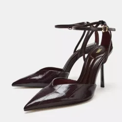 ZAPATO DESTALONADO TIRAS EFECTO ACHAROLADO