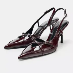 ZAPATO TACÓN TIRAS HEBILLA