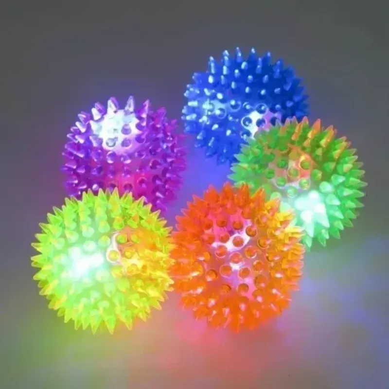 Pelotas con luz y sonido para mascotas