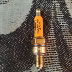 BUJIA D IRIDIUM  10MM (CORTA) A7TC