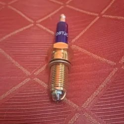 BUJIA DE IRIDIUM 12MM  DE 3 ELECTRODO D8JTC