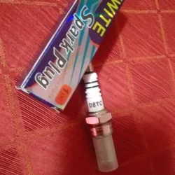BUJIAS PARA CG  12MM D8TC MOTO DE 4T
