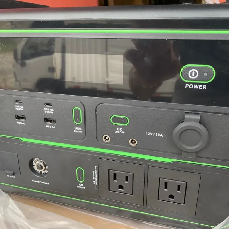 Estación  de Energía MARONI-VILCO 1120wh + Panel Solar 120W