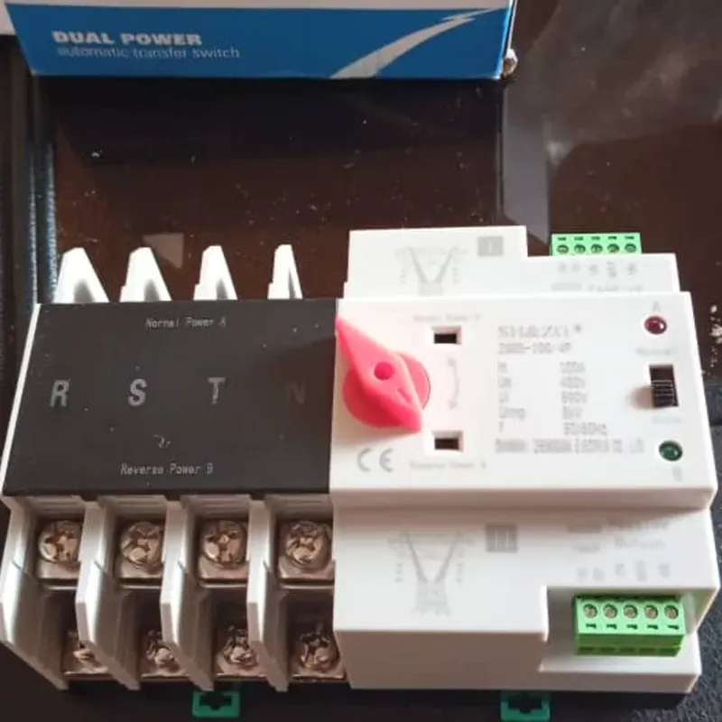 Transfer Automático de 4 Polos 100A, 220V