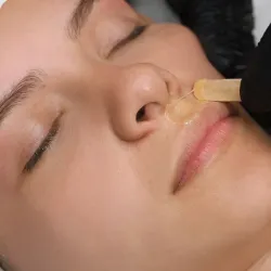 Depilacion  del bigote 