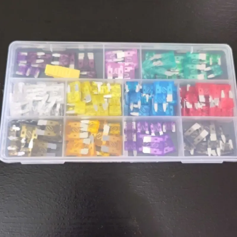 CAJA DE FUSIBLES MIXTOS