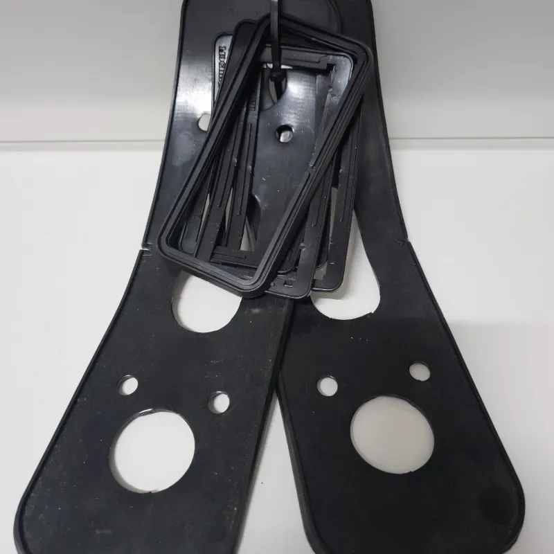 KIT DE JUNTA DE PUERTAS Y MARCHA ATRÁS Y FOCOS TRASEROS MOSKOVICH