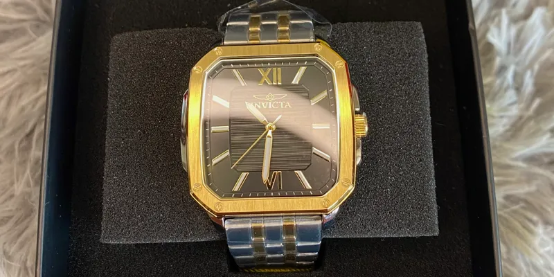 Invicta Cuadro 39mm