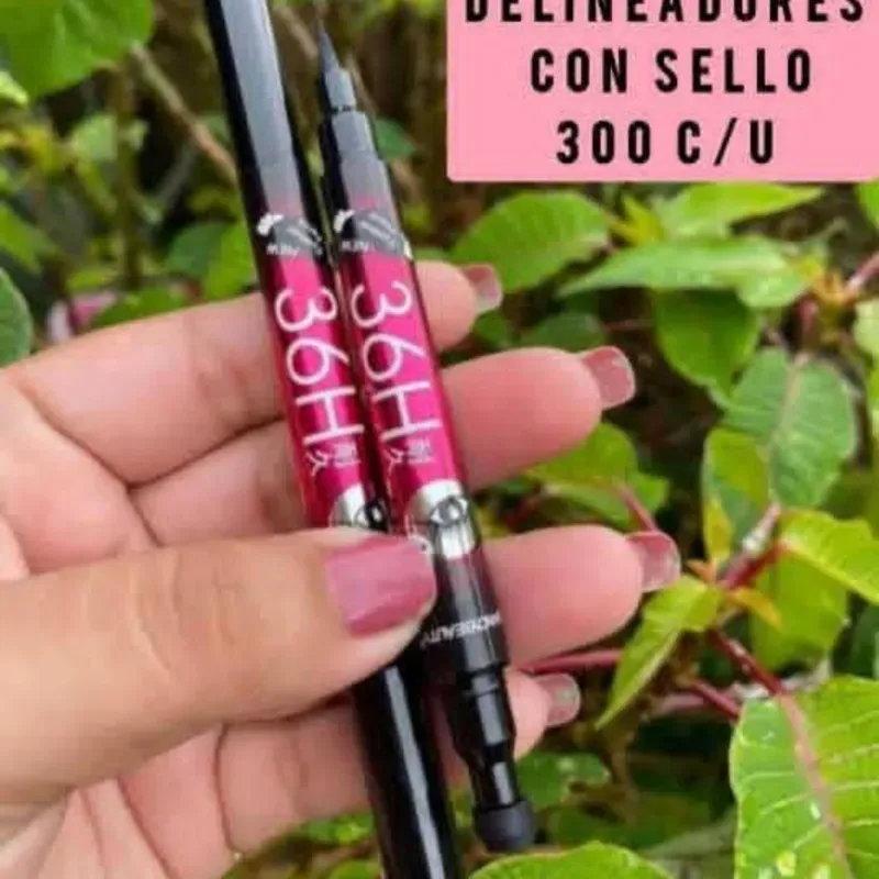 Delineador con cuño