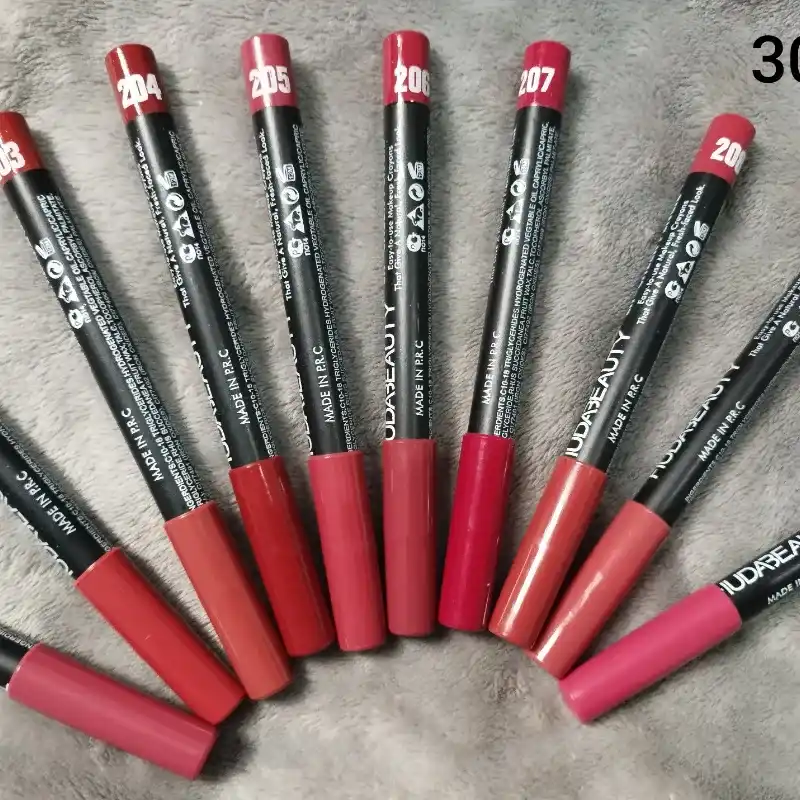 Delineador de labios punta gruesa 
