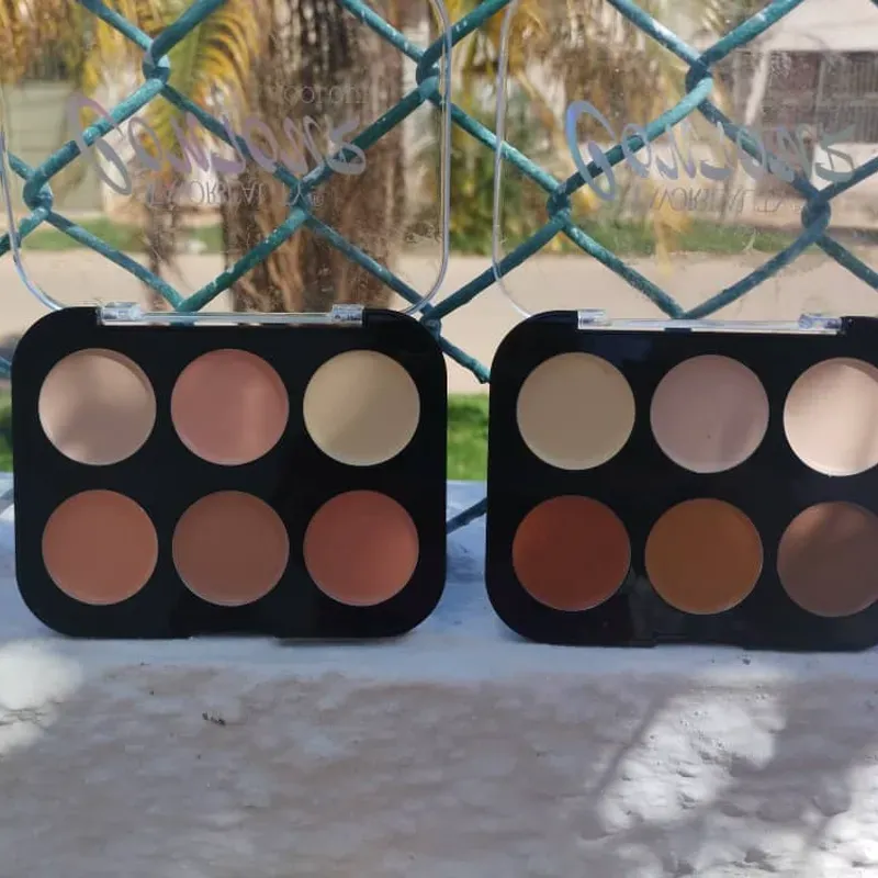 Paleta de contorno y corrector 