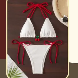 Bikini de cerezas