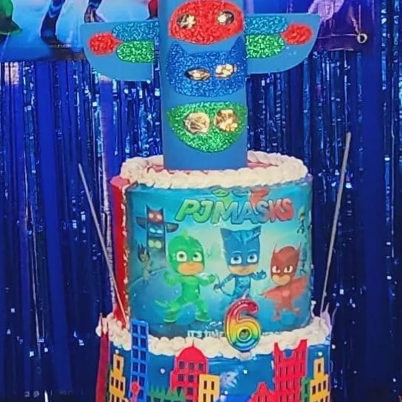 Cake de 3 Pisos Personalizado