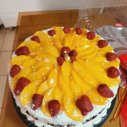 Cake de Melocotón y Fresas