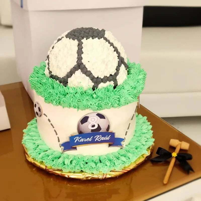 Cake Piñata de Fútbol