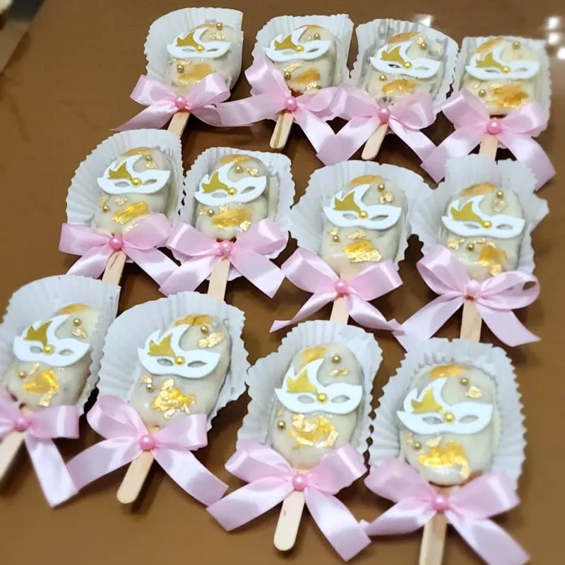Paletas de Masa de Panetela (Docena)