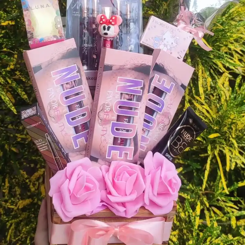 Regalo sorpresa de Maquillaje 1